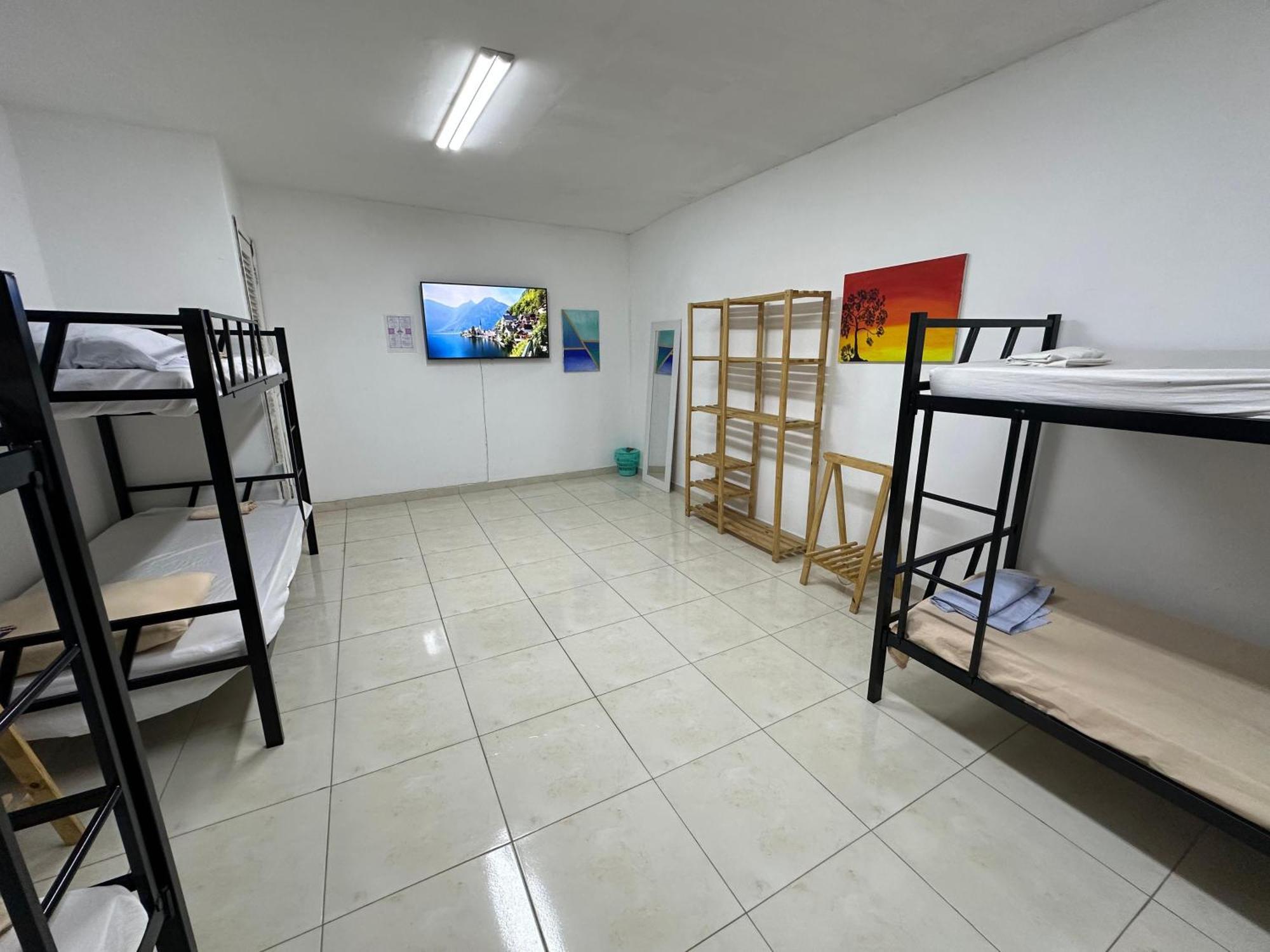 Casinha Tropical Albergue *
