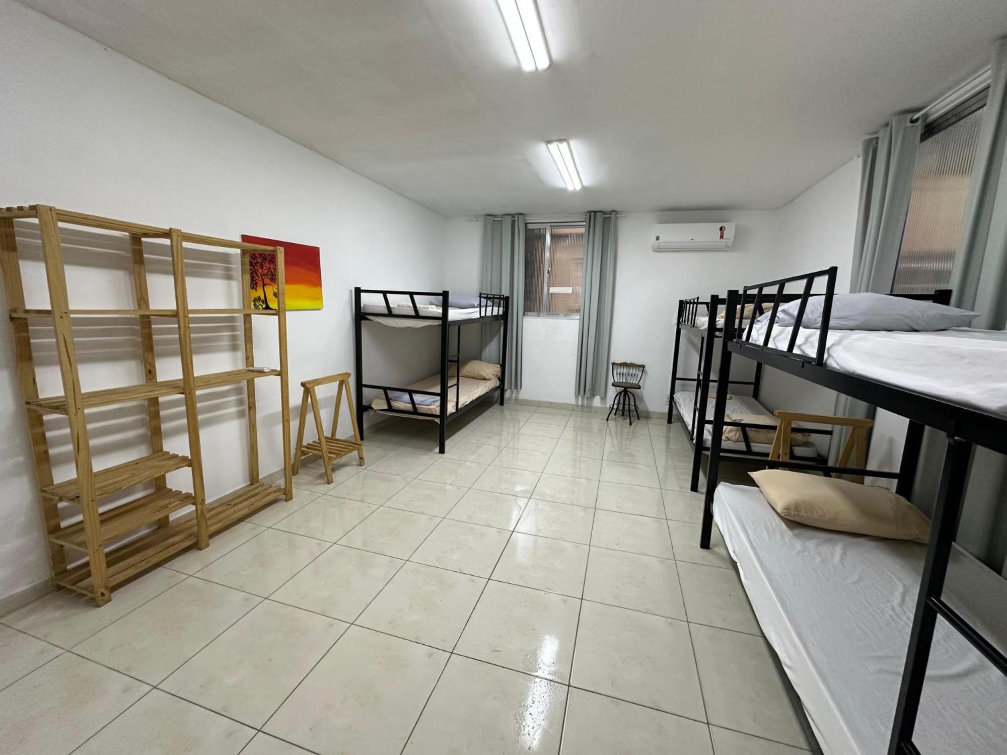 Hostel Casinha Tropical *