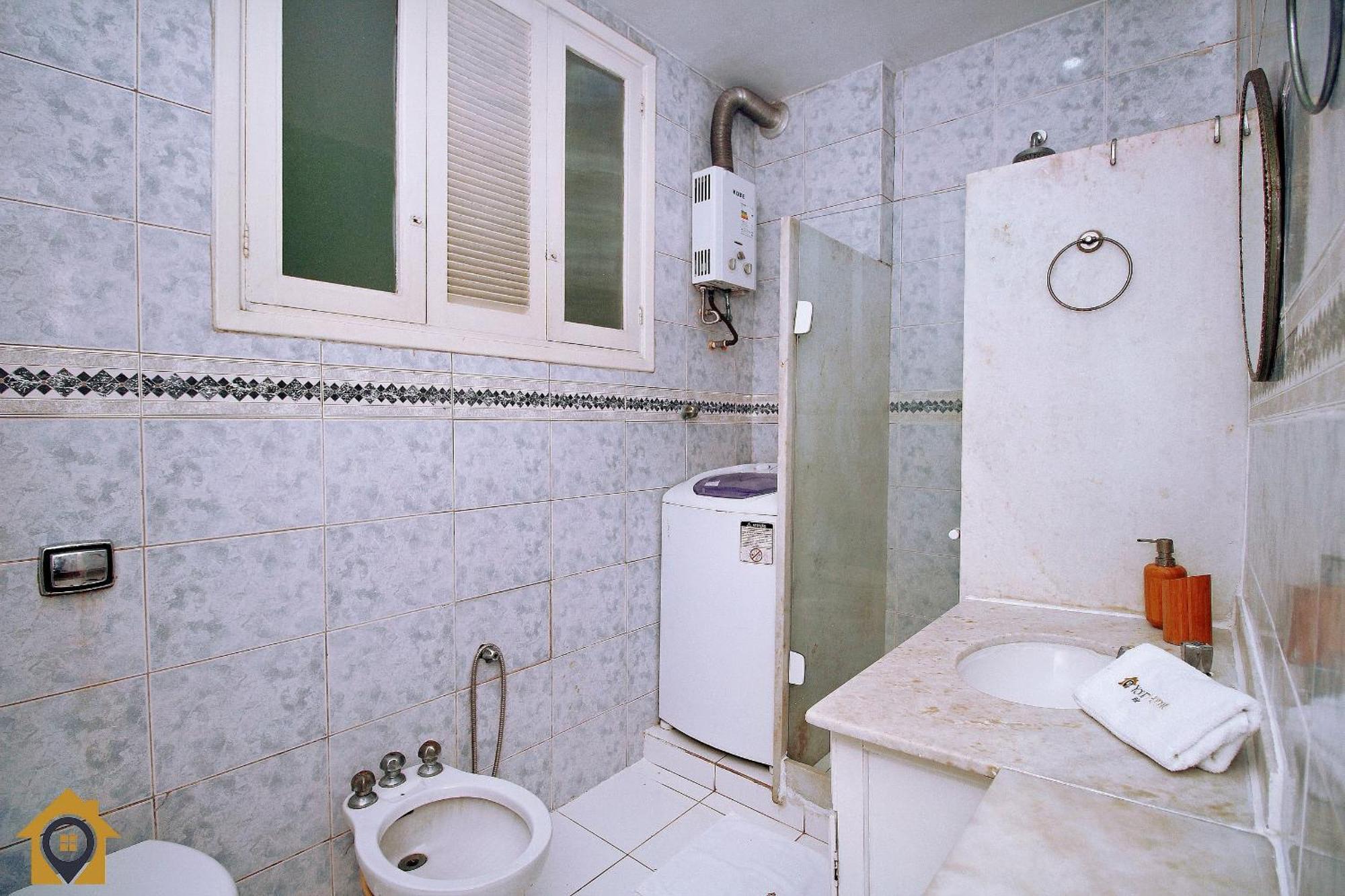Apto Com Varanda Em Localizacao Privilegiada Apartamento
