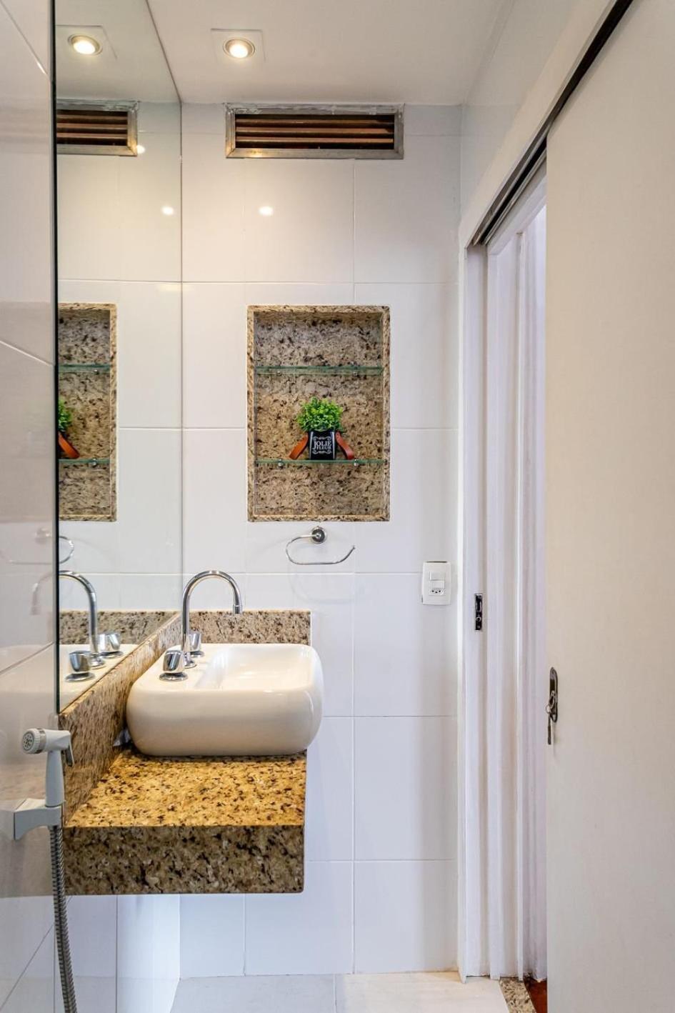 2qtos Em Copacabana A 200m Da | Du 187/802 Apartment