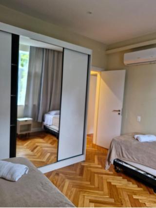 Apartamento Ipanema Posto 9 Espacoso E Reformado