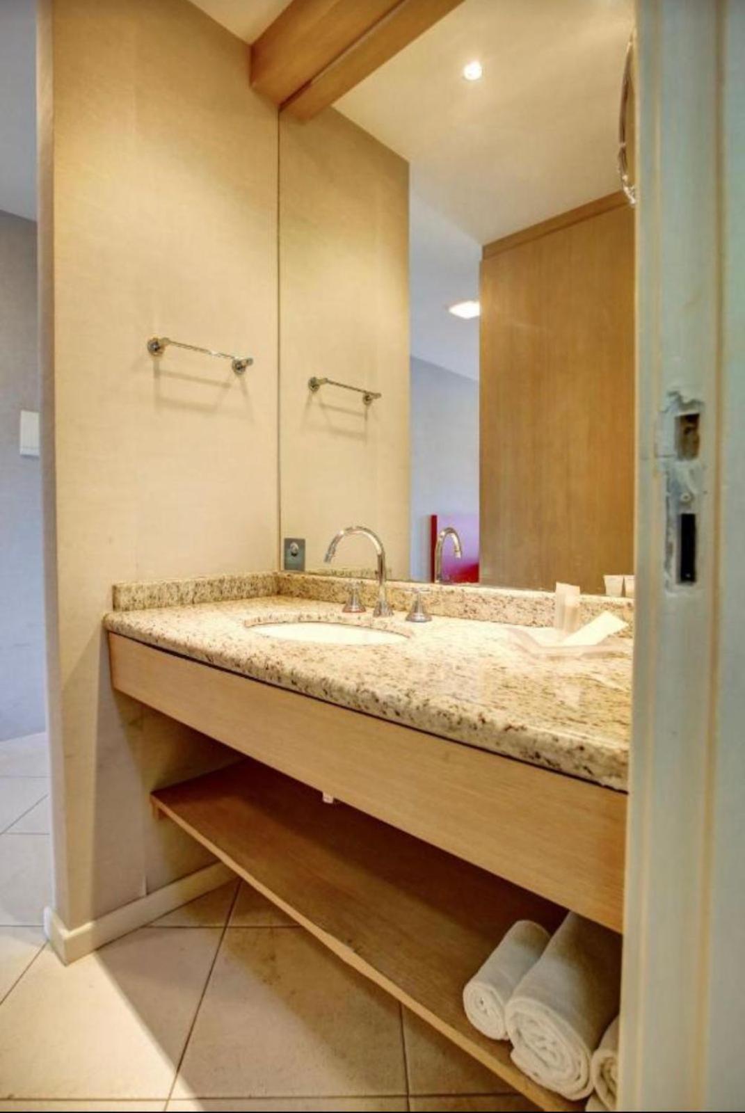 Autonoma Quality Barra Hotel