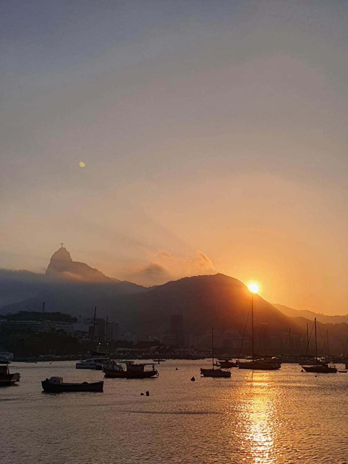 A 400 M Da De Copacabana Apartment *