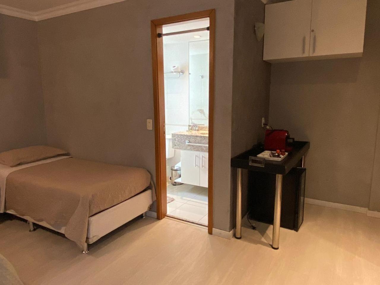 Apartamento Excelente Flat 3 Pessoas Completo Com Cozinha Rio de Janeiro