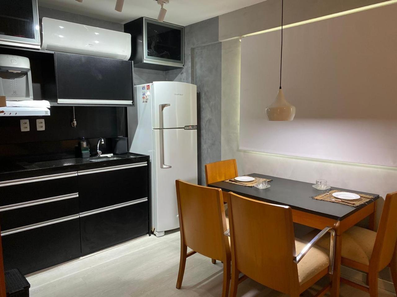 Excelente Flat 3 Pessoas Completo Com Cozinha Apartamento *