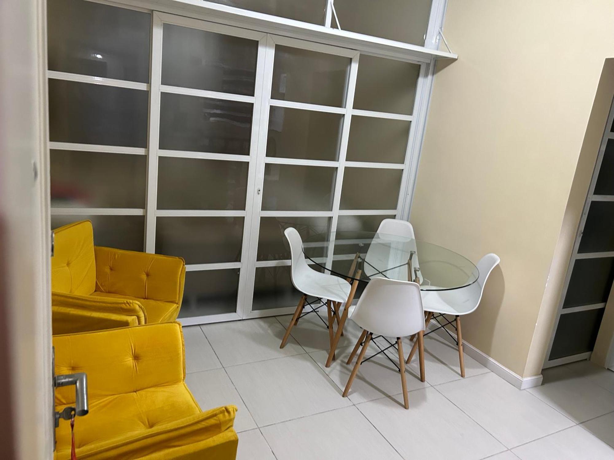 Aptoemcopacabana Apartment