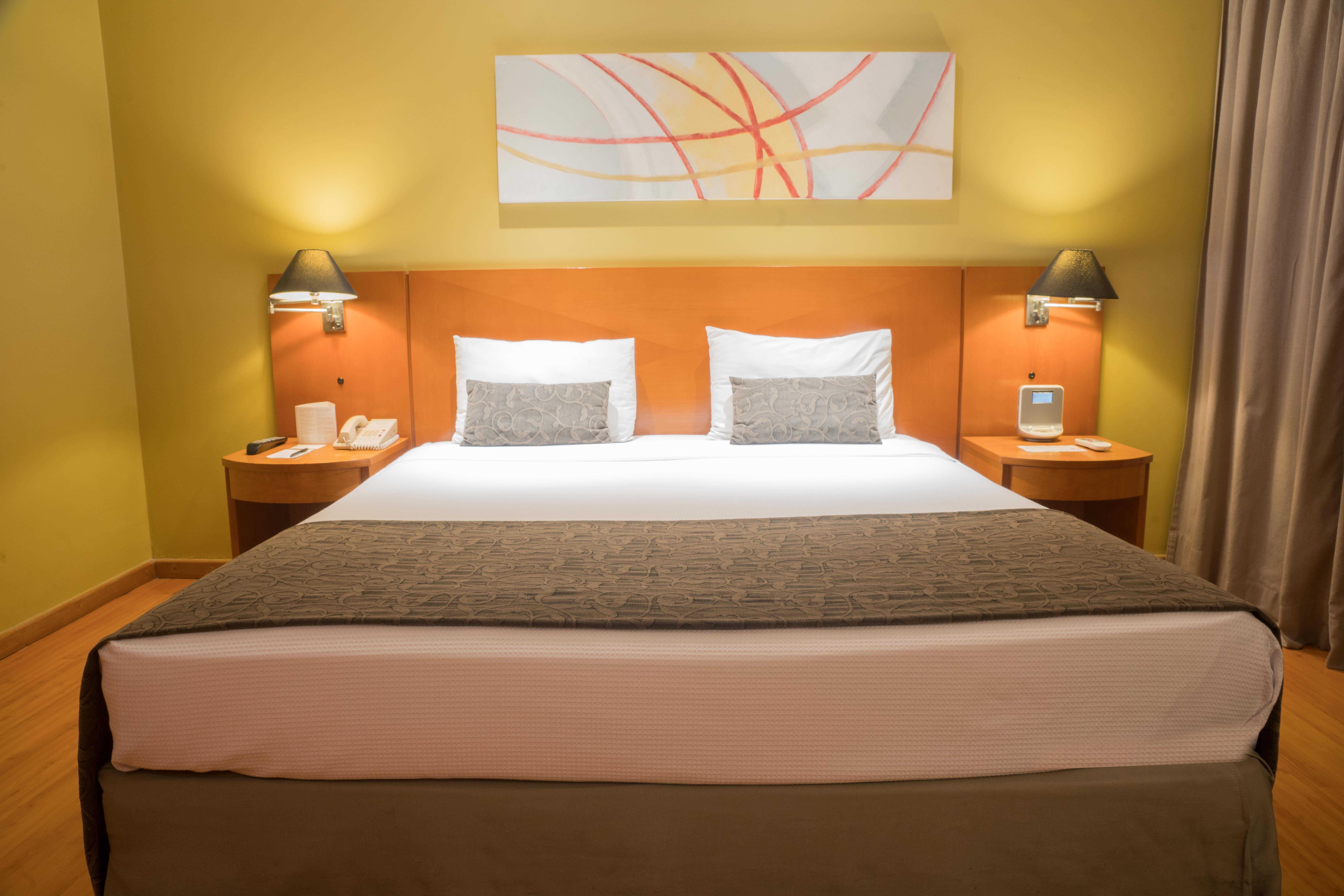 Plaza Barra First Hotel 4*