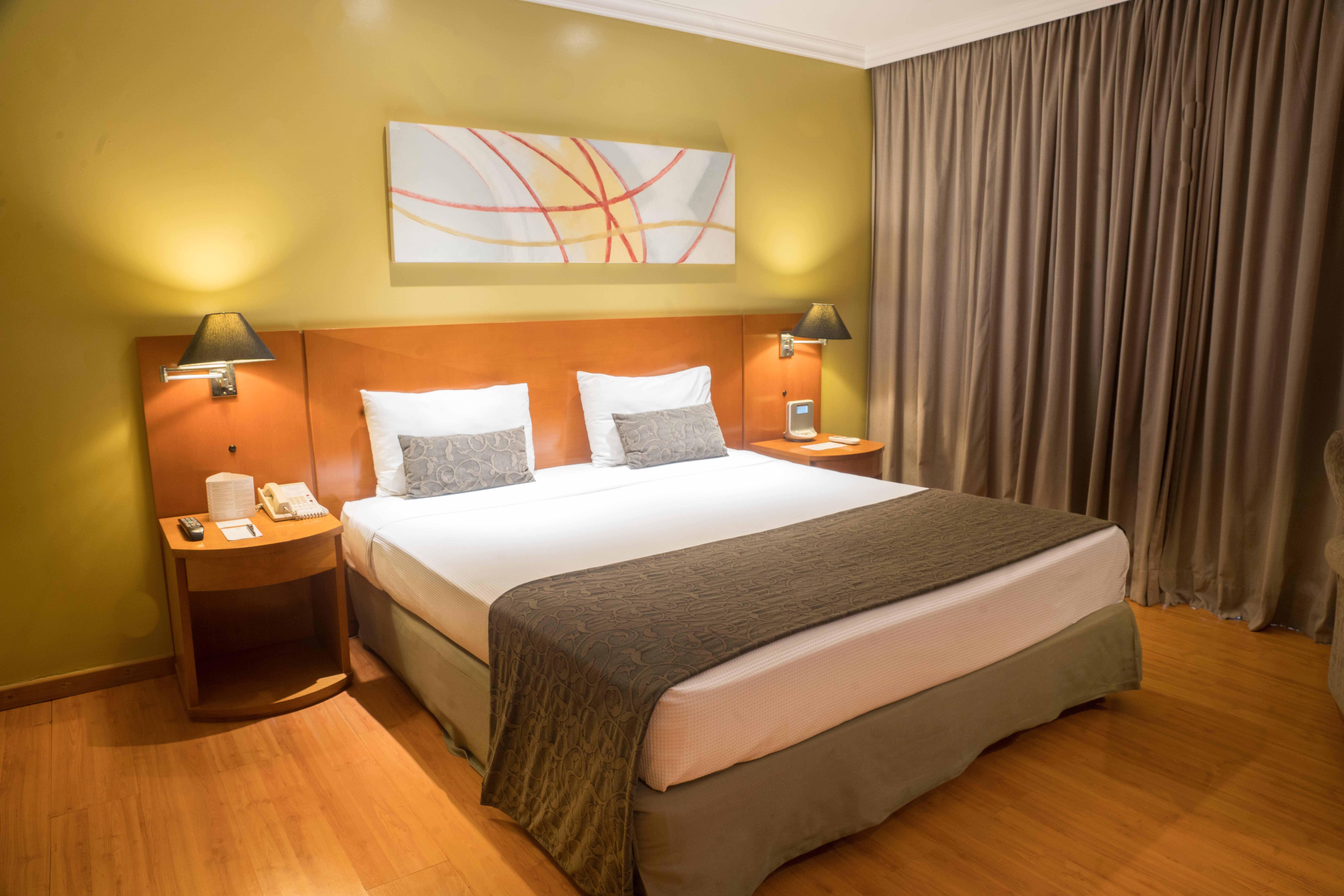 Hotel Plaza Barra First 4*