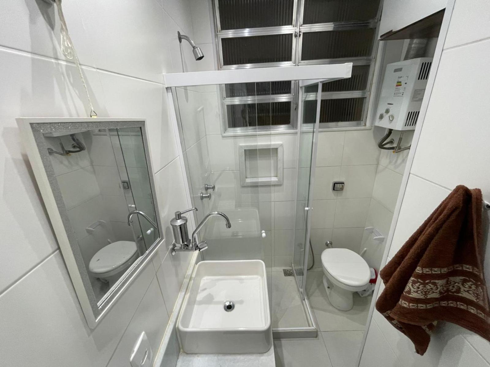 Real 093 - Novo Em Copacabana Proximo Da E Do Metro Apartamento Rio de Janeiro