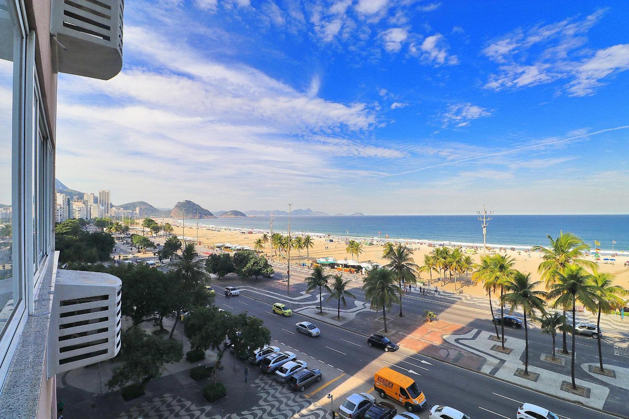 Apartamento Com Vista Espetacular P/ 9 Pessoas, Frente Mar, Proximo Ao Metro.