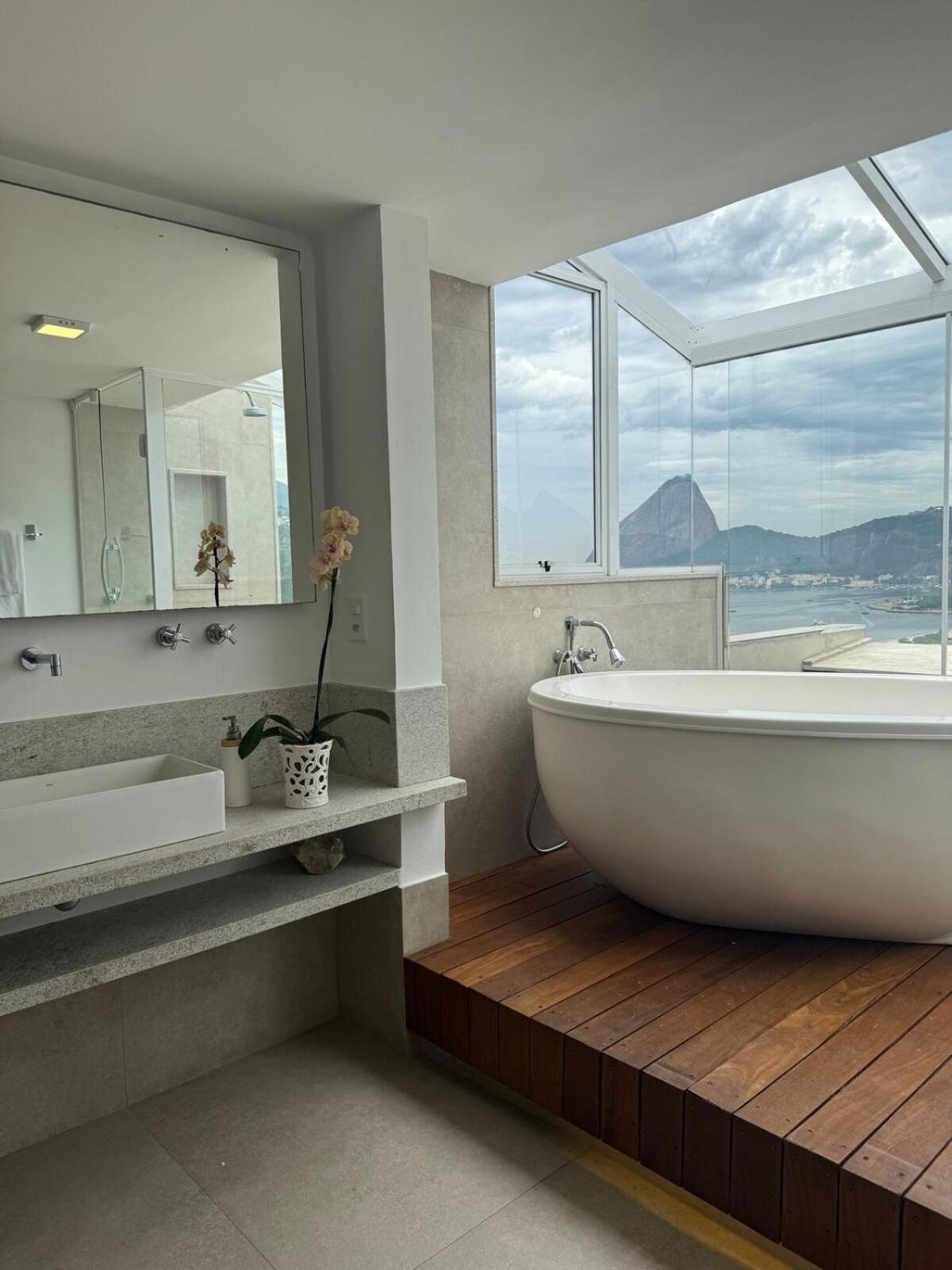 Breathtaking Views From Rio Duplex Penthouse Rio de Janeiro