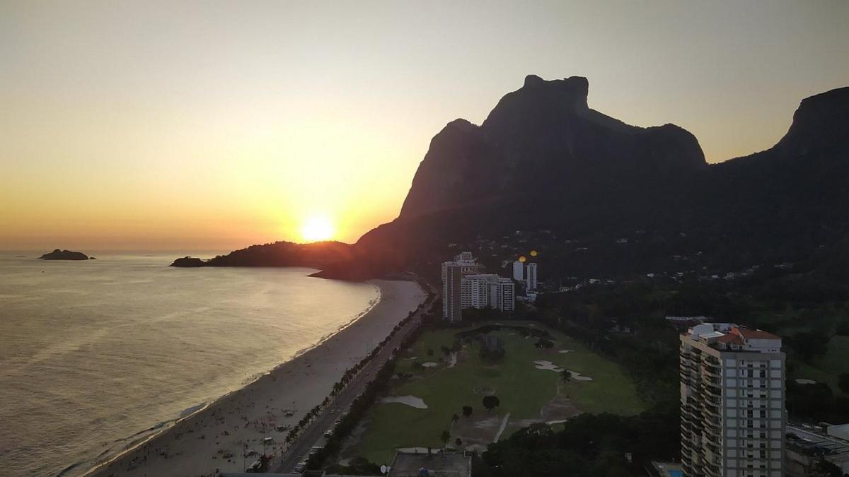 Nacional Com Banheira, Vista Do Mar E Pedra Da Gavea *
