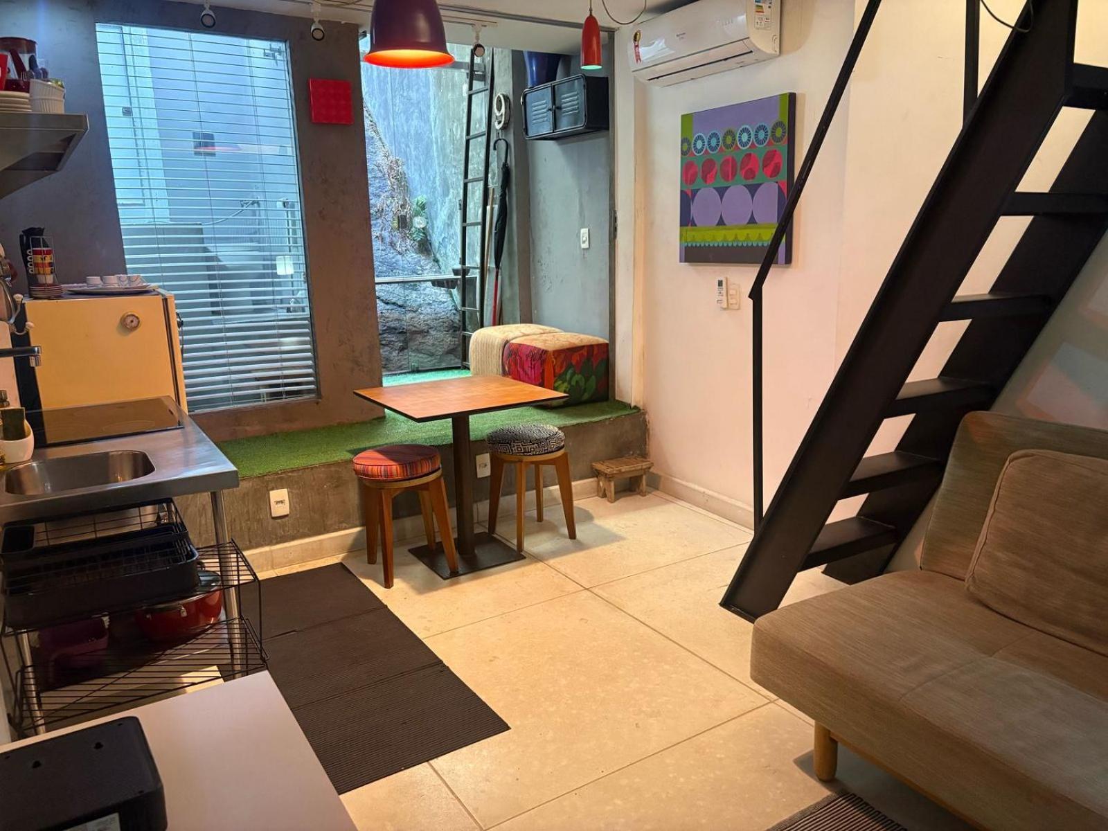 Apartamento Mini Na Urca, Perto Pao De Acucar, Novinho, Com, Wi-fi, Tv Smart, E Ar Condicionado Split, Pauloangerami Mc103 Rio de Janeiro