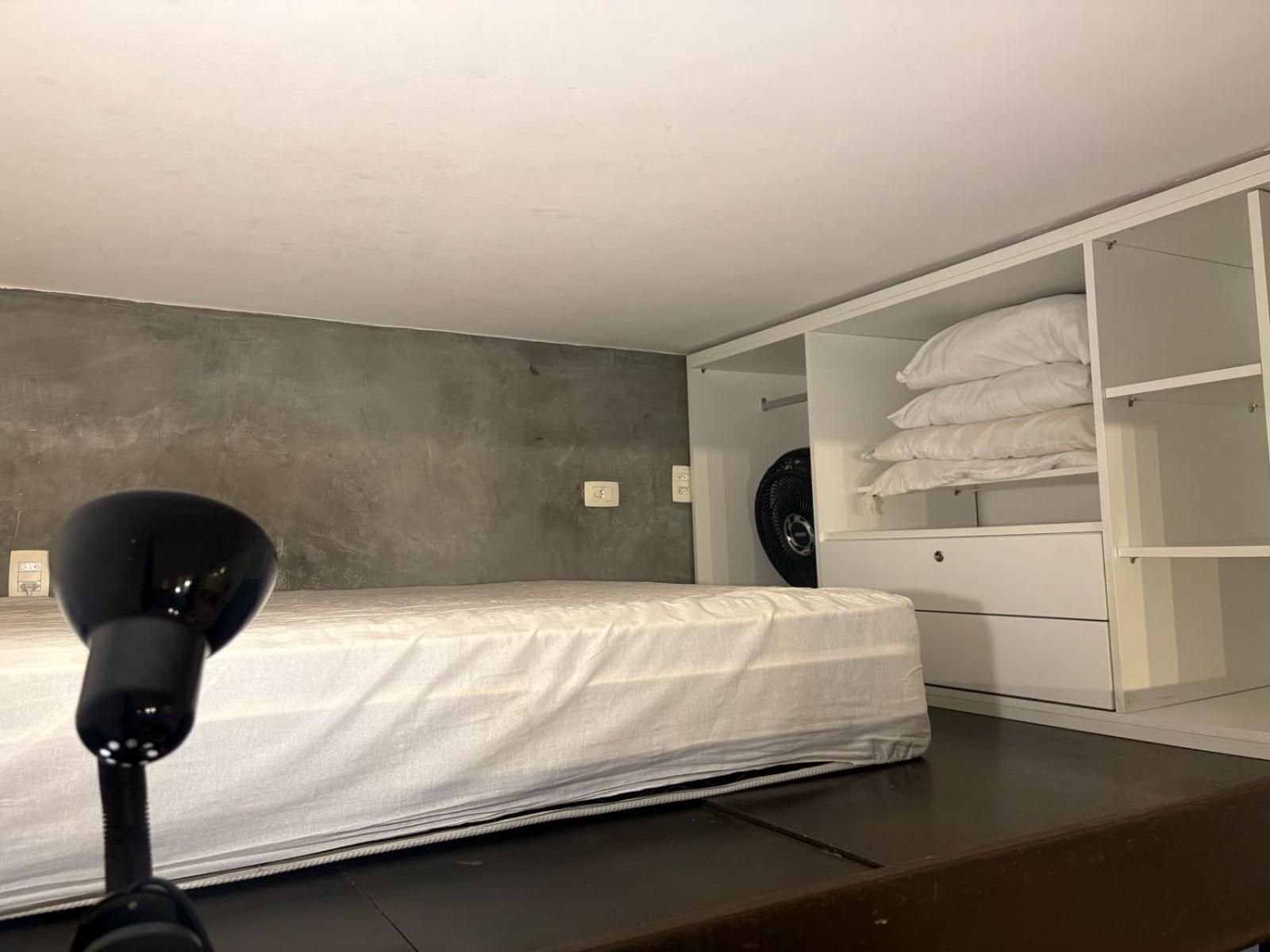 Apartamento Mini Na Urca, Perto Pao De Acucar, Novinho, Com, Wi-fi, Tv Smart, E Ar Condicionado Split, Pauloangerami Mc103