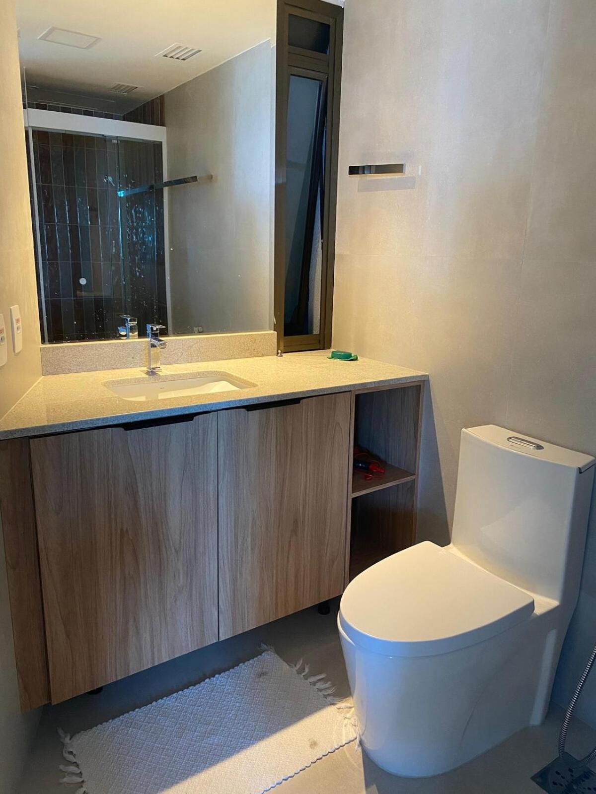 Apto Em Frente A Praia-royalplaza-barra Da Tijuca Apartamento *