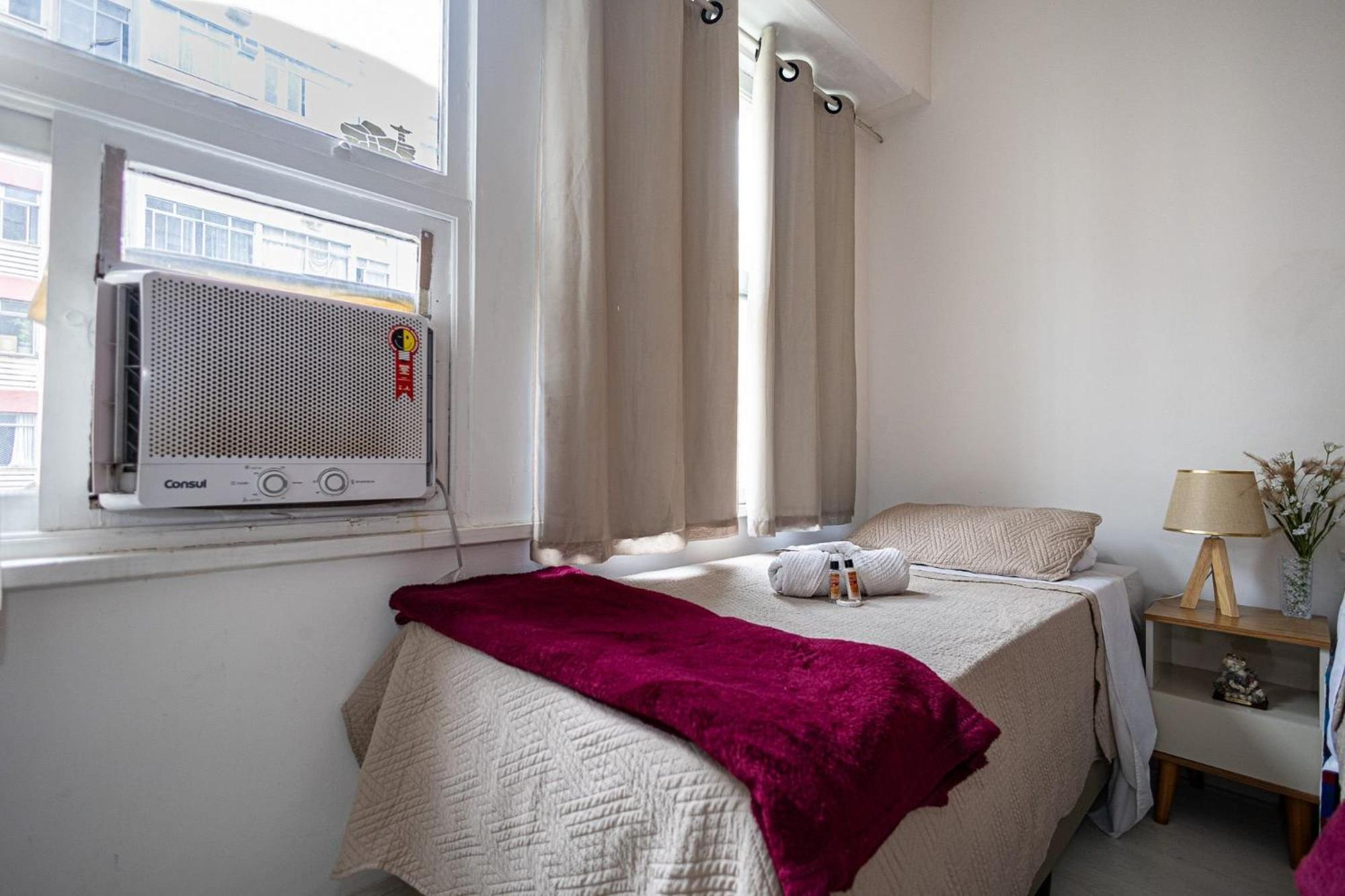 Apartamento Copa 3 - 200m Da - Wi-fi Gratis - Posto 4 *