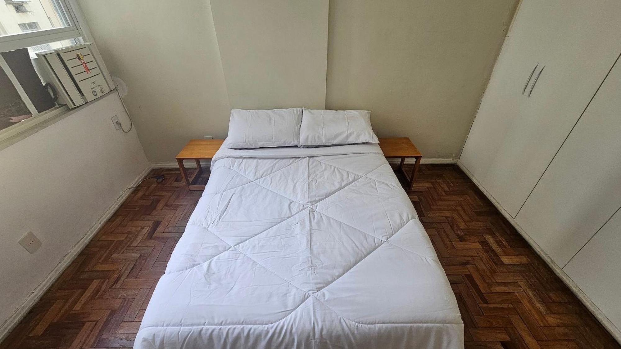 Predio Proximo A Do Leme E Copacabana Apartamento *