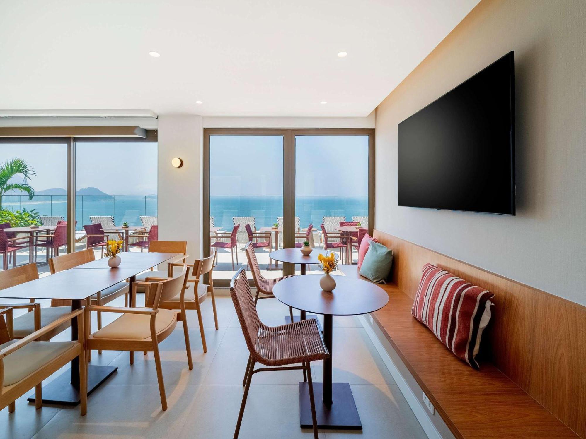 Grand Mercure Copacabana 5*