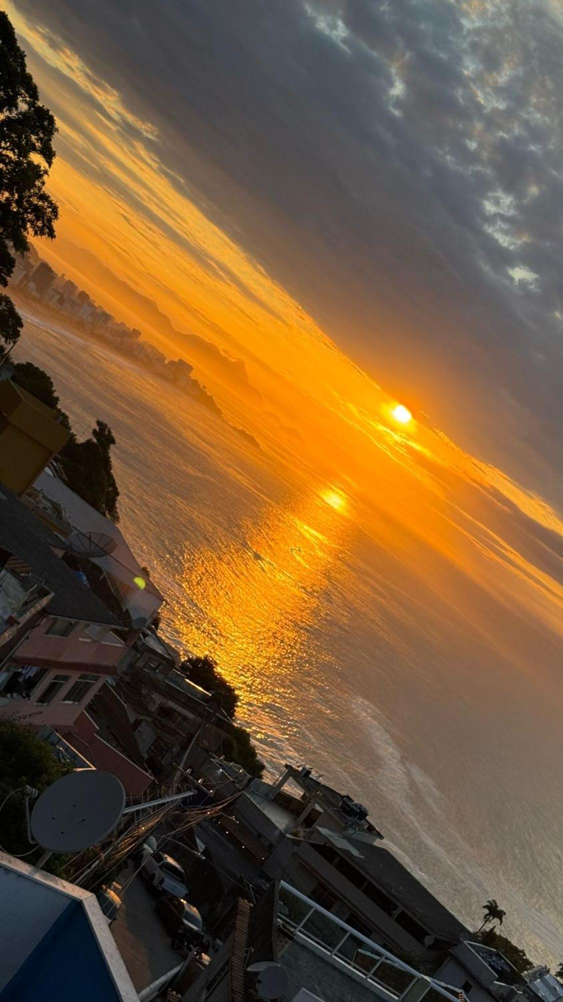 Alzira House Vidigal Albergue