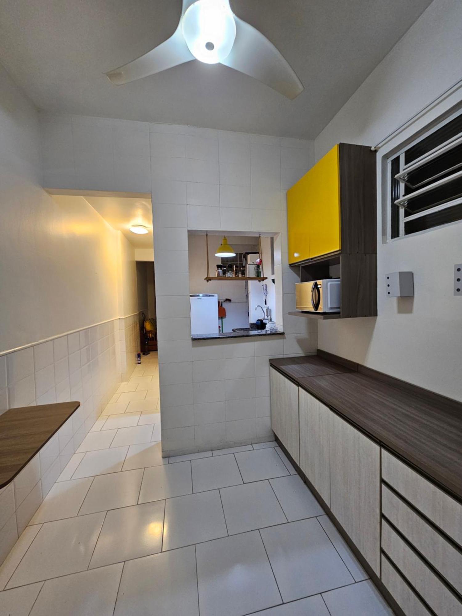 Baixo Copacabana Rua Bolivar Apartamento *