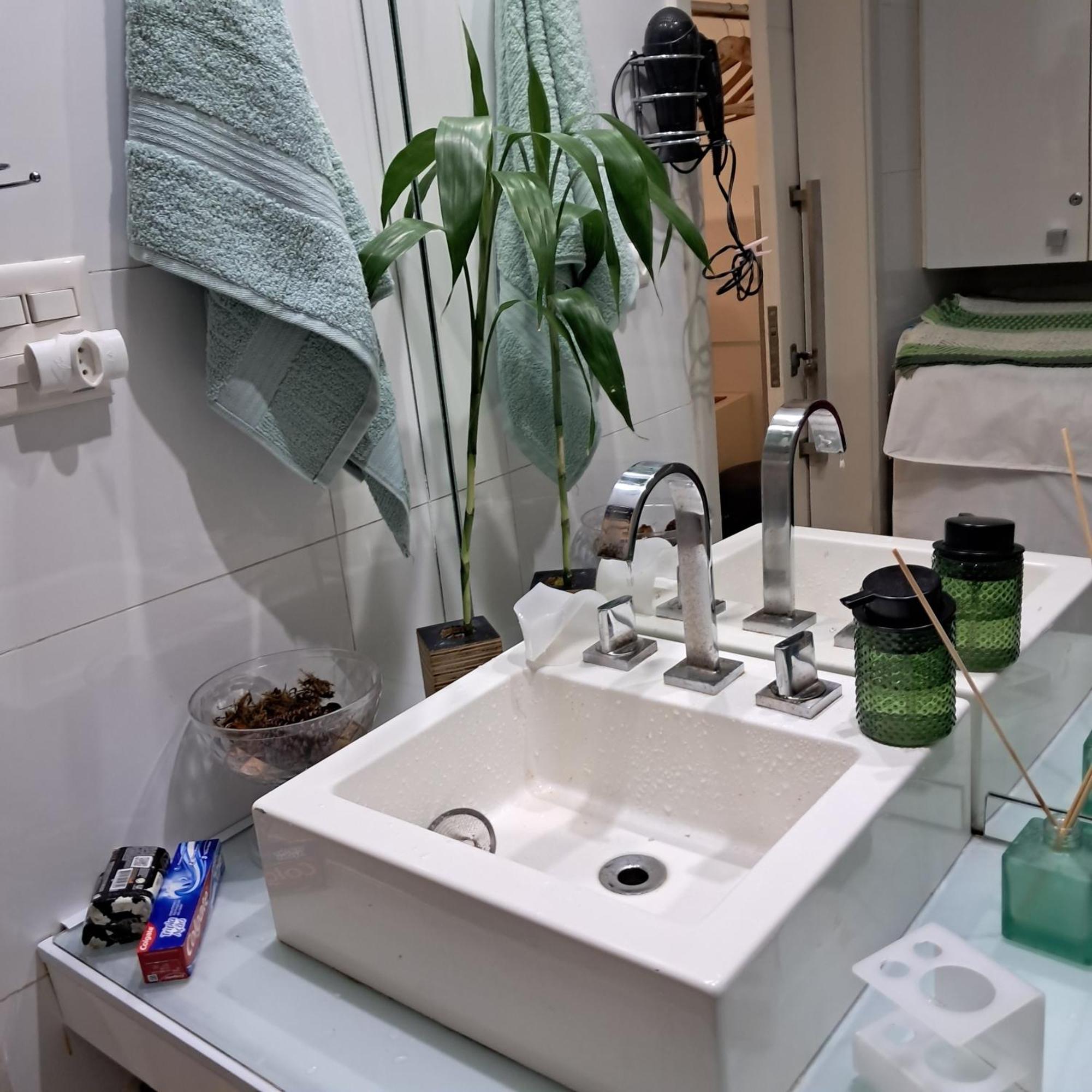 Apartamento Bem Decorado E Localizado - Copacabana