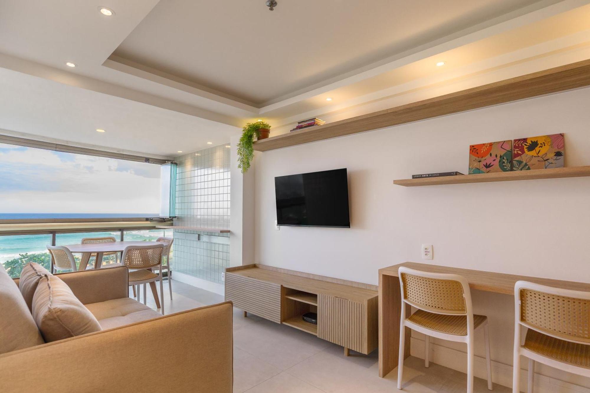 Apartamento Apto Em Frente A Praia-royalplaza-barra Da Tijuca