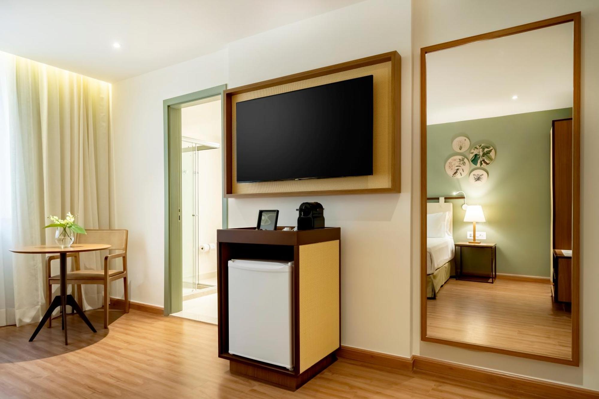 Grand Mercure Copacabana 5*