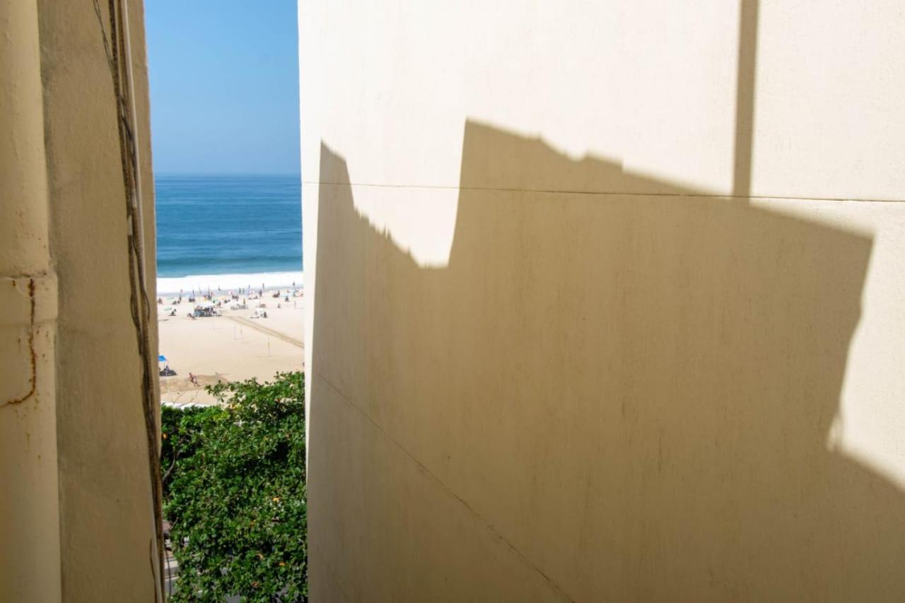 Quartos Privativos Em Frente A De Copacabana, Casa de hóspedes *