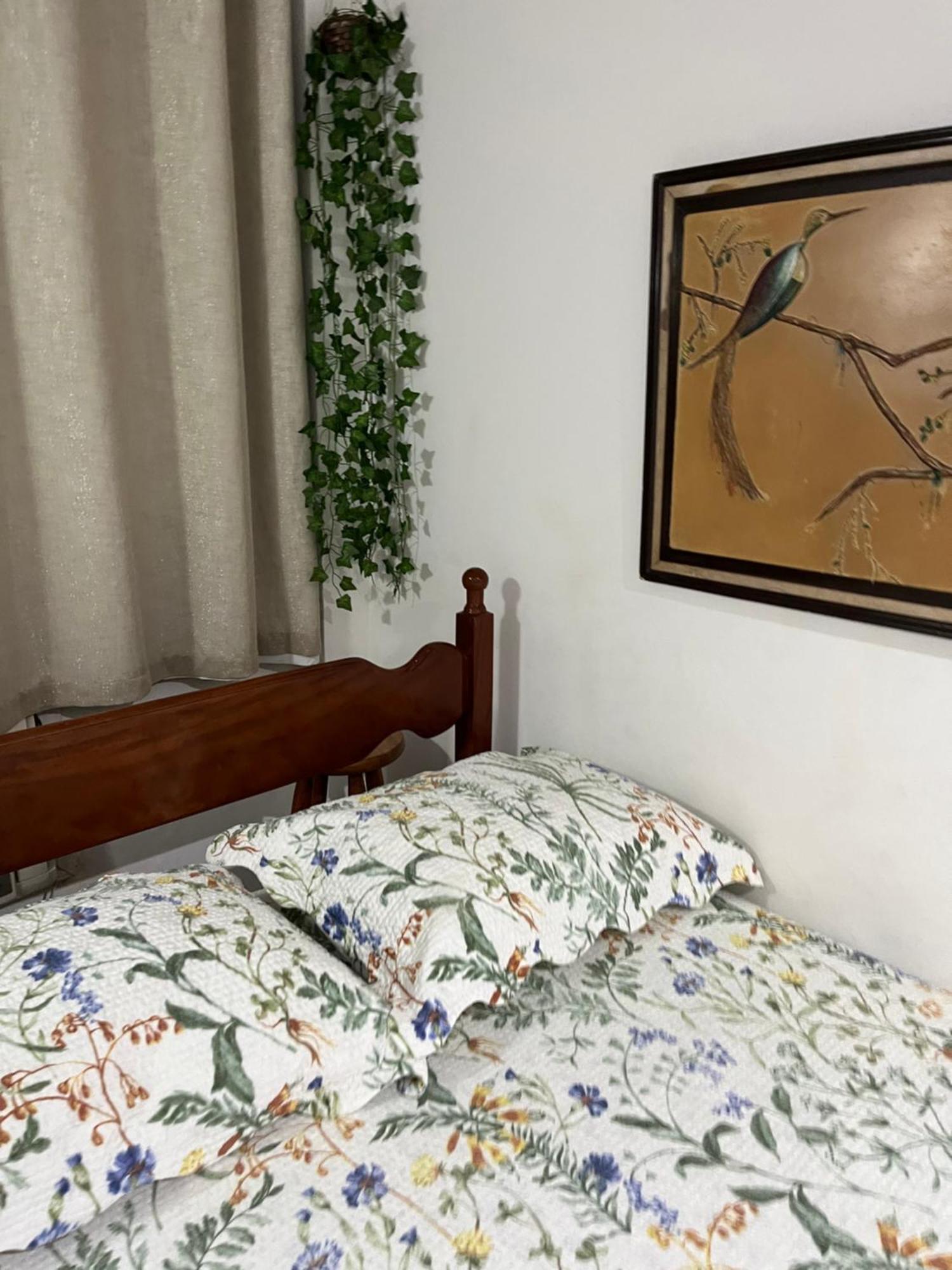 Casa de hóspedes Quartos Privativos Em Frente A De Copacabana, *