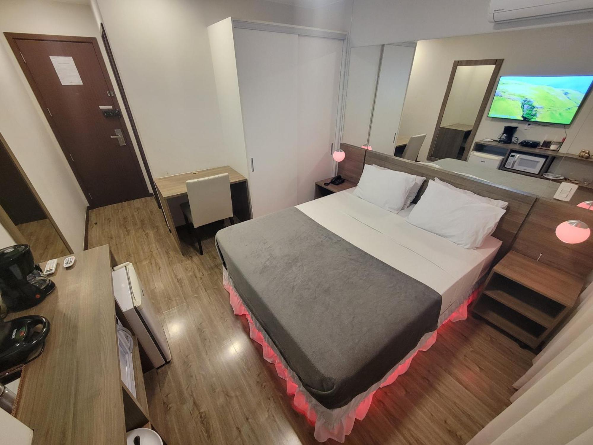 Apartment Vegas, Tv 55