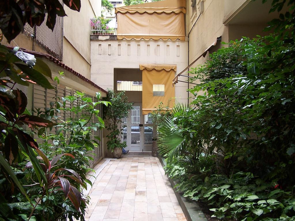 Bulhoes De Carvalho 591-601 Apartment