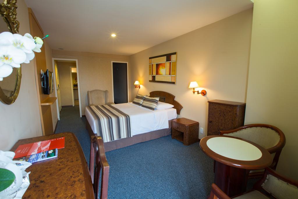Hotel Augusto's Copacabana 4*
