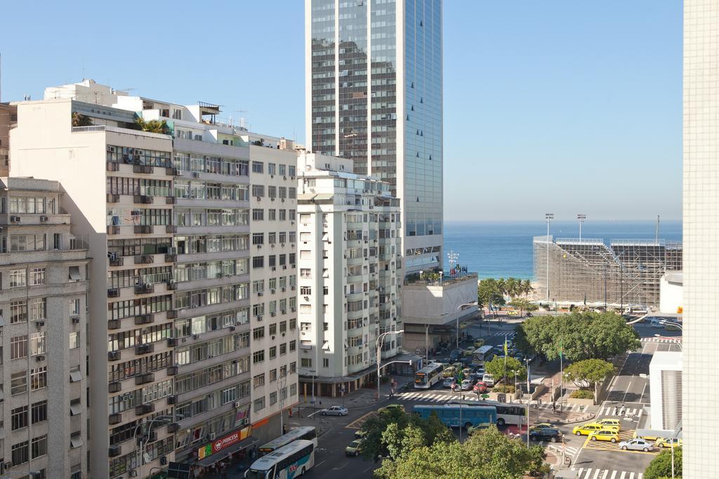 Apartamento Completo Na De Copacabana 02 Quartos Com Vista Lateral Mar Em Andar Alto, Ar, Wifi , Netflix, Pauloangerami Rmvc18 *