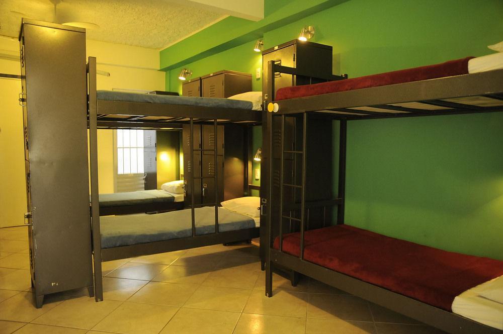 Hostel Botahostel *