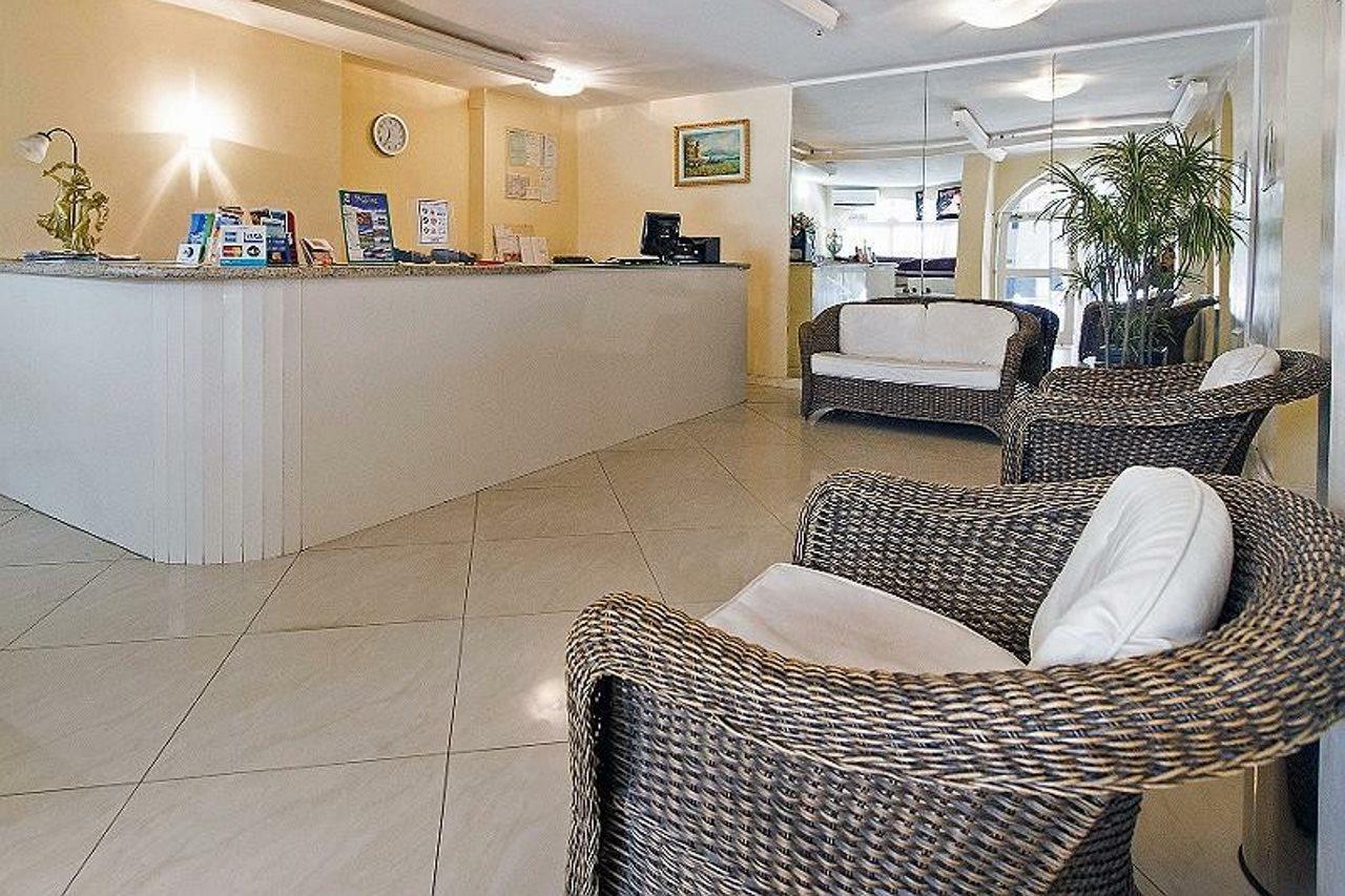 Hotel Novo Biarritz Copacabana 2*