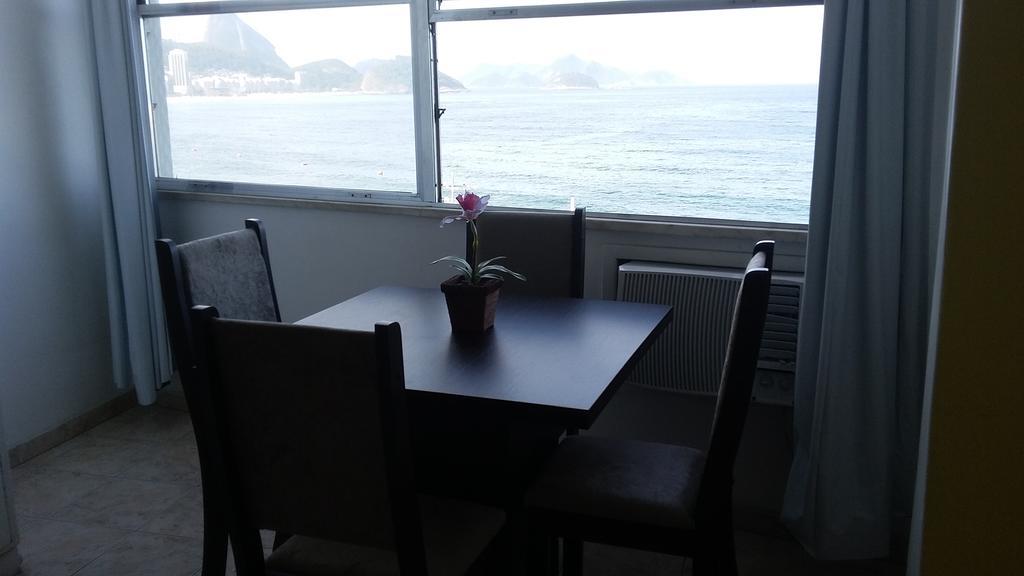 Apartamento Aos Pes Do Mar