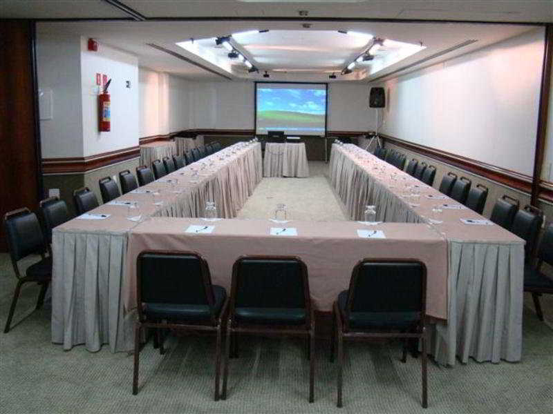 Merlin Copacabana Hotel 4*