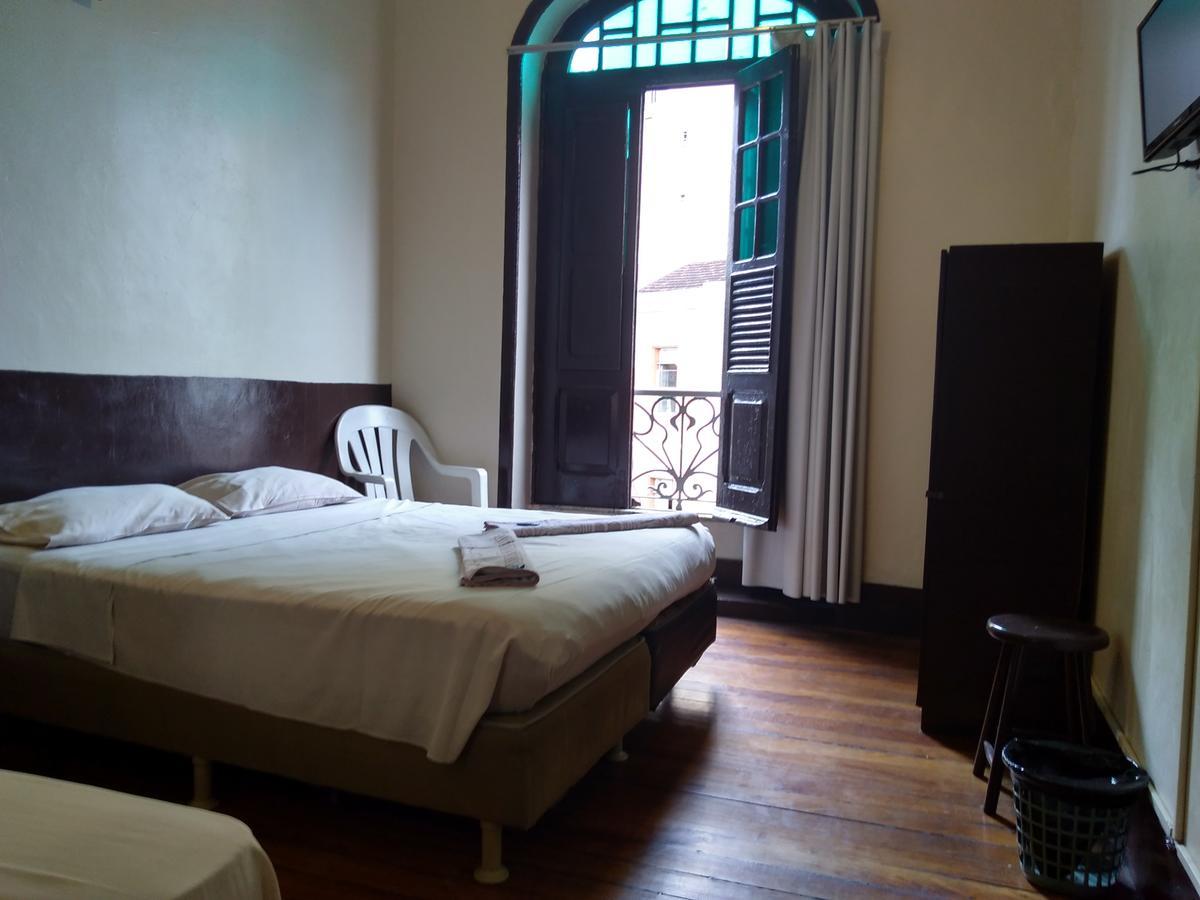 Cruz De Ouro Hotel *