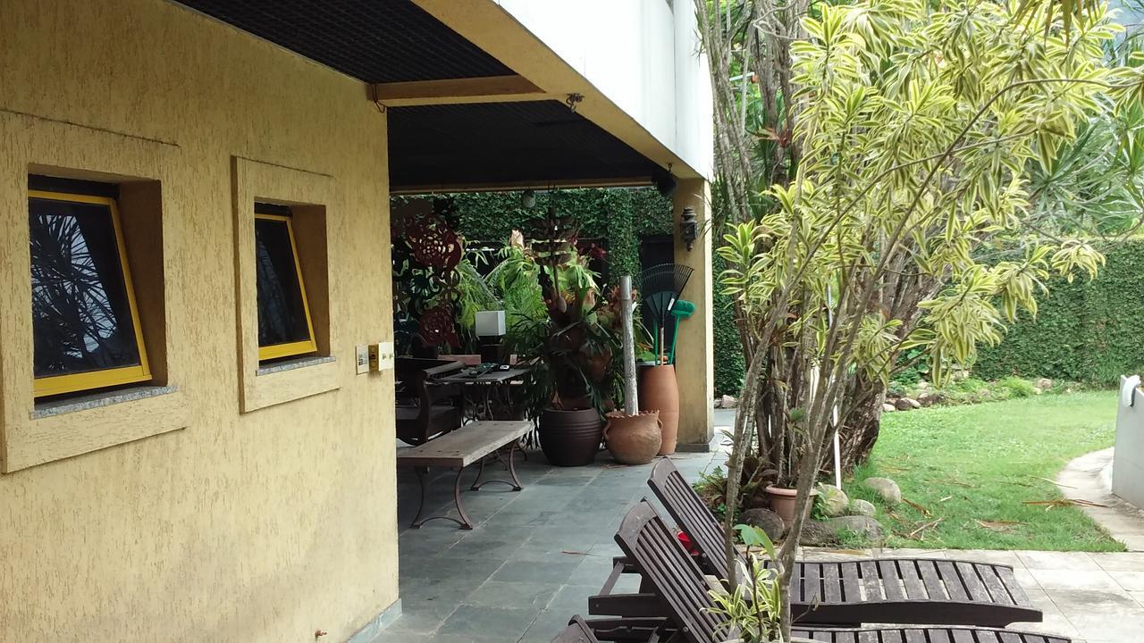 Reb Casa Itanhanga 2*