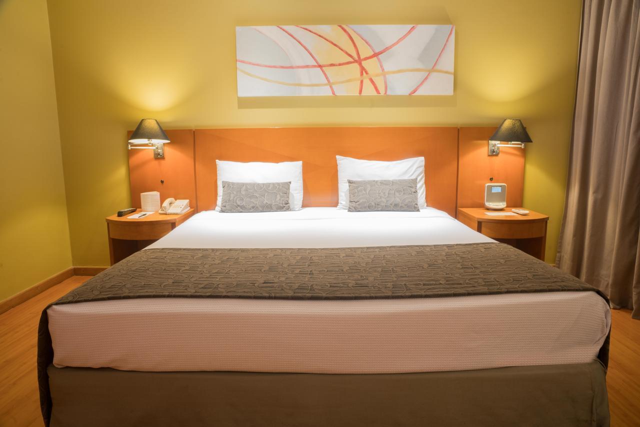 Hotel Plaza Barra First 4*