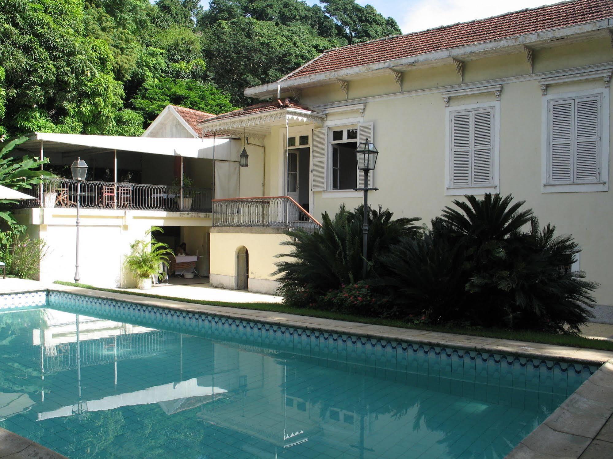 Laurinda Guest house 3*