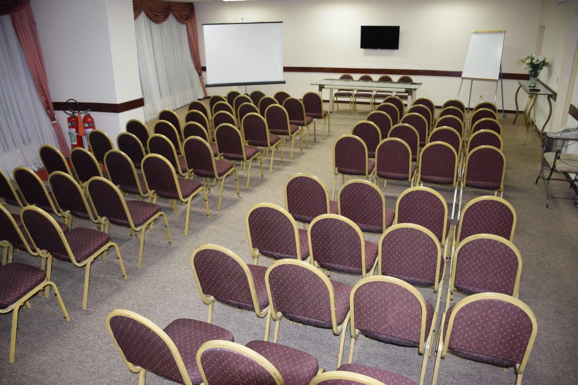 Hotel Augusto's Copacabana 4*