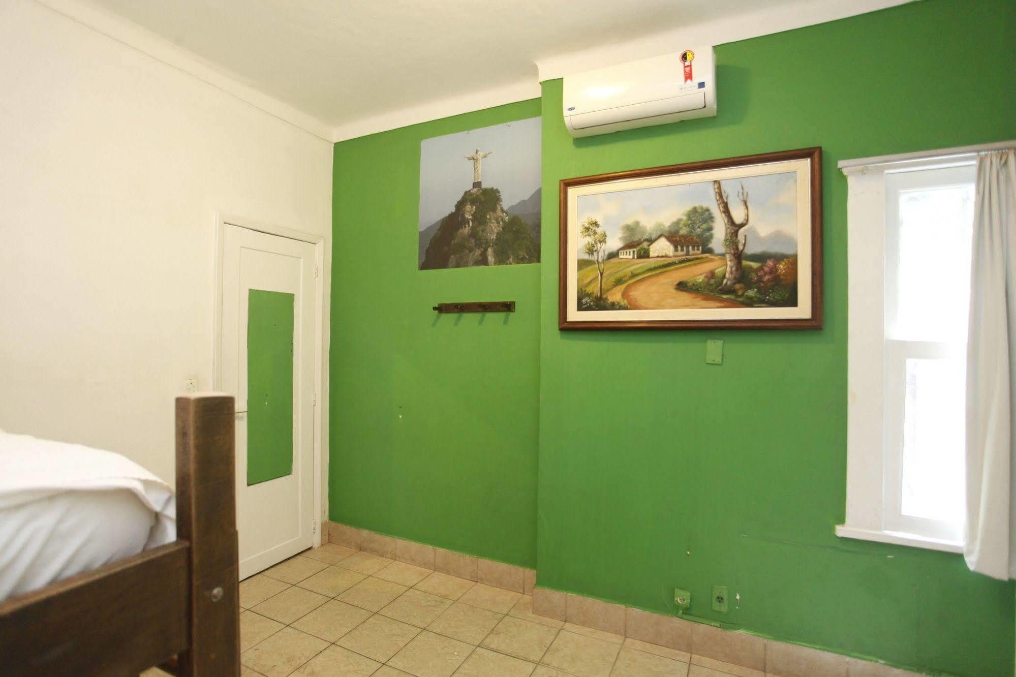 Adventure House Casa de hóspedes 2*