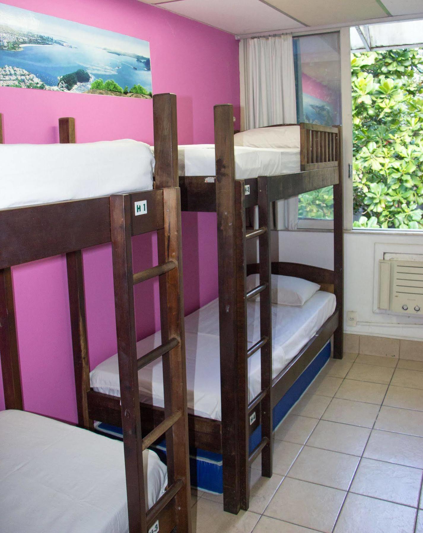 Casa de hóspedes Adventure House 2*