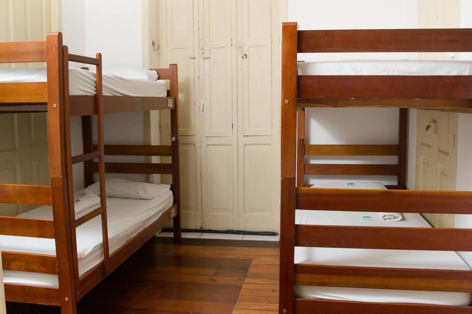Massape Rio Hostel *