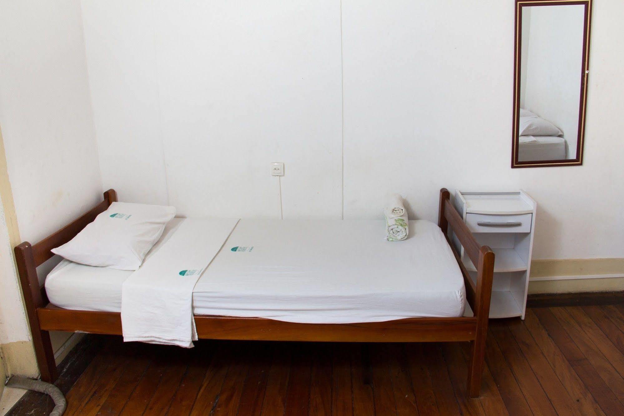 Massape Rio Hostel *