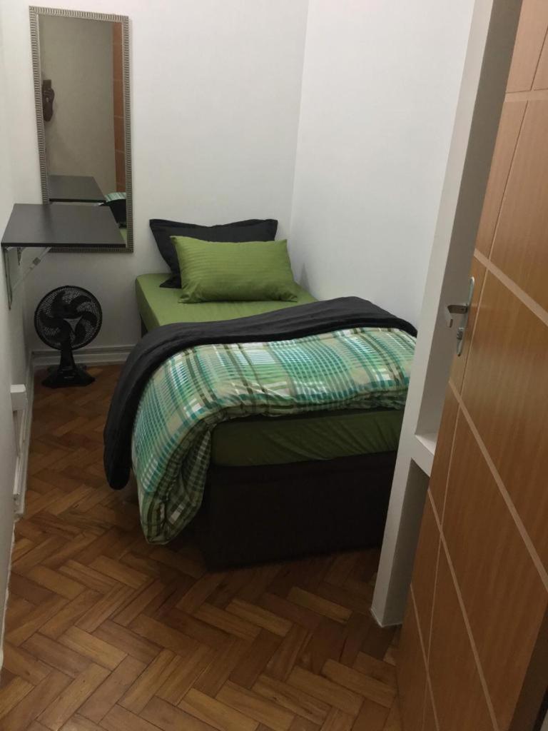 Homestay Adonai Copacabana 01 *