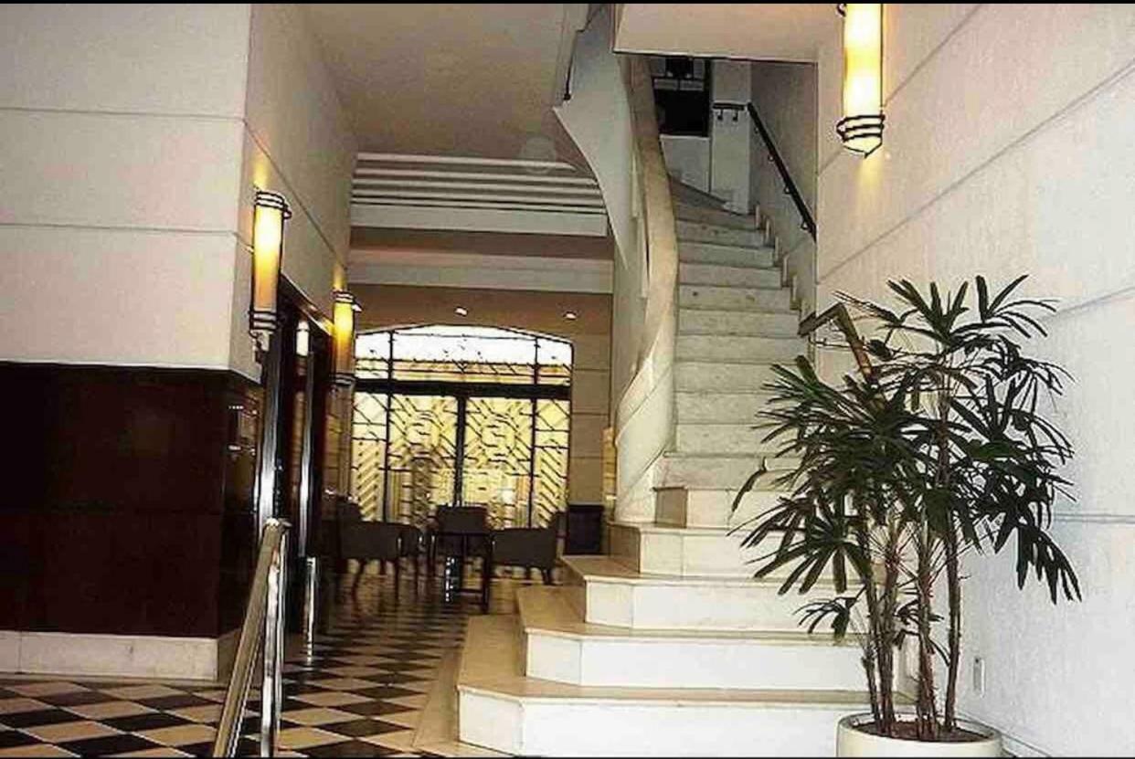 Apartamento Residencial Com Serviços 45 Metros Decorado Com Sala, Suíte E Cozinha Na Quadra Da Praia De Copacabana Rio de Janeiro