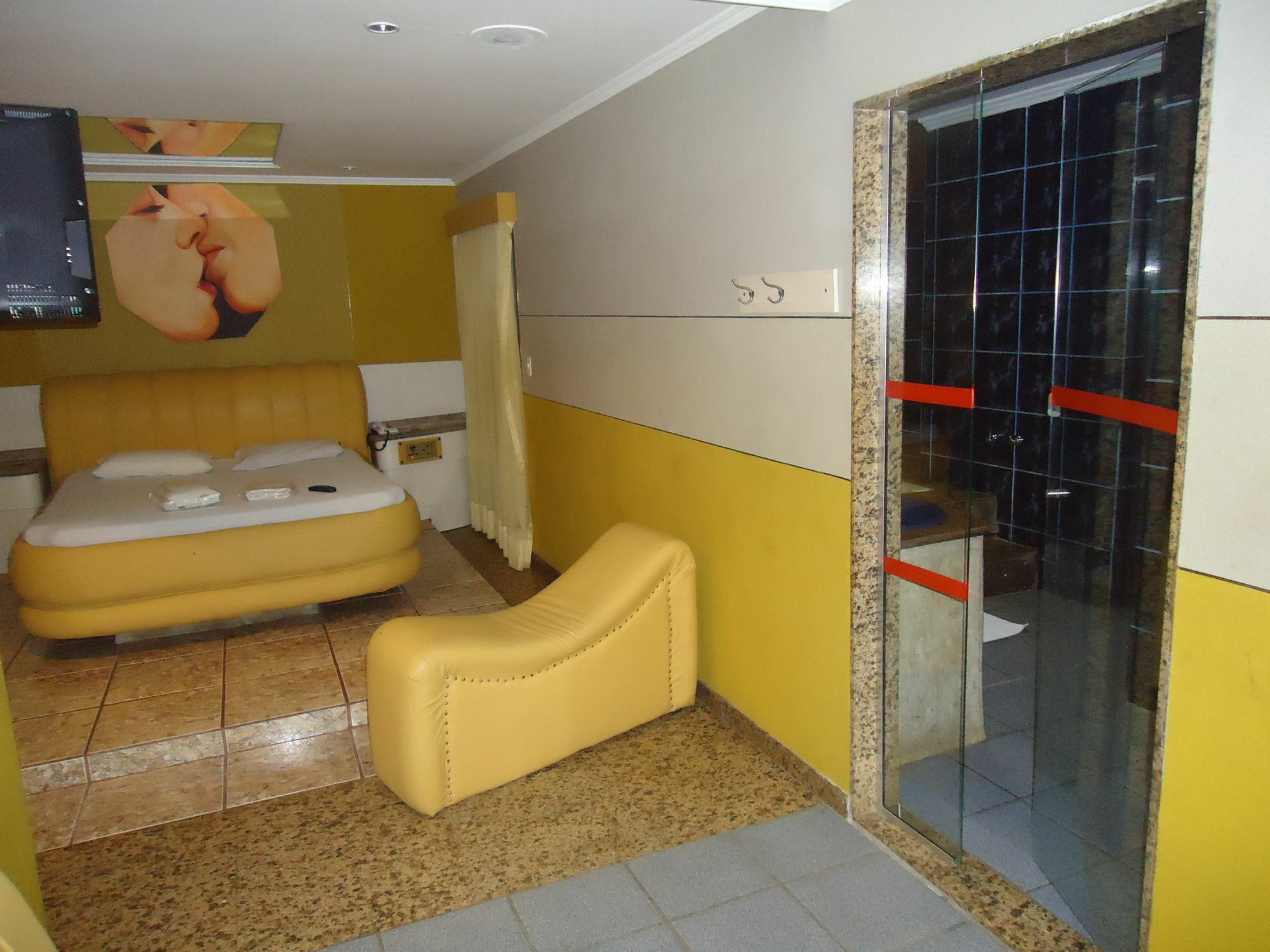 Emocoes - Adults Only 2*