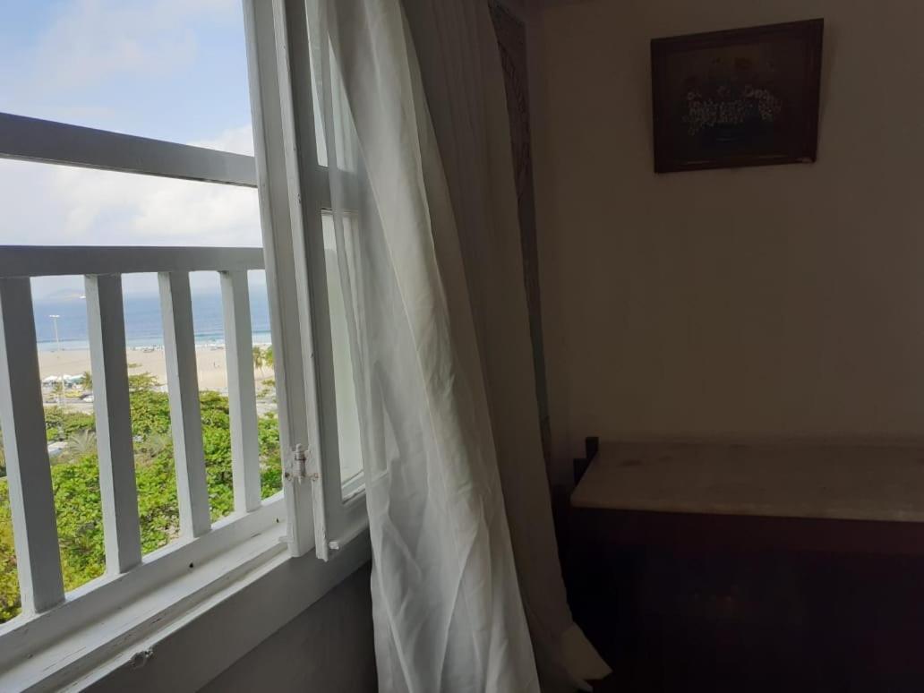 Quarto em Acomodações Particulares Copacabana Ampla Vista Mar *